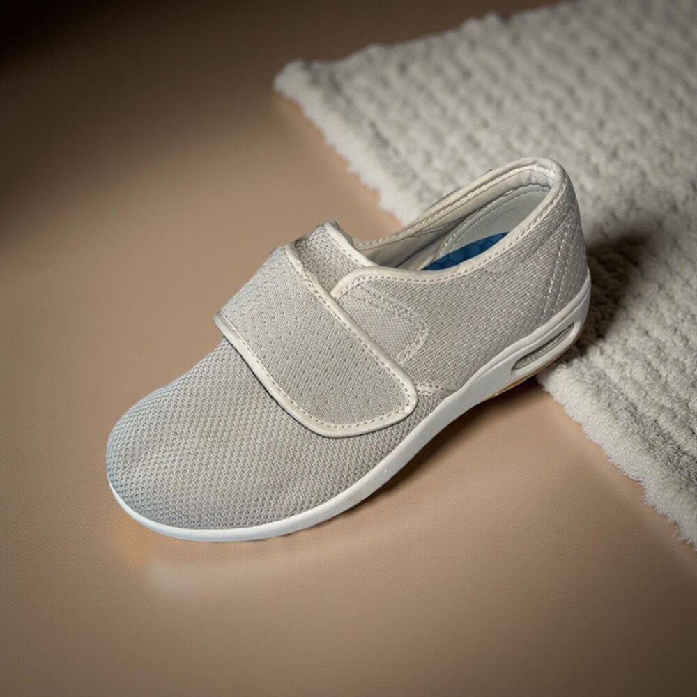 youyun Orthopedic Shoes Wide Fit Slip On Sneakers for Diabetics W 8
